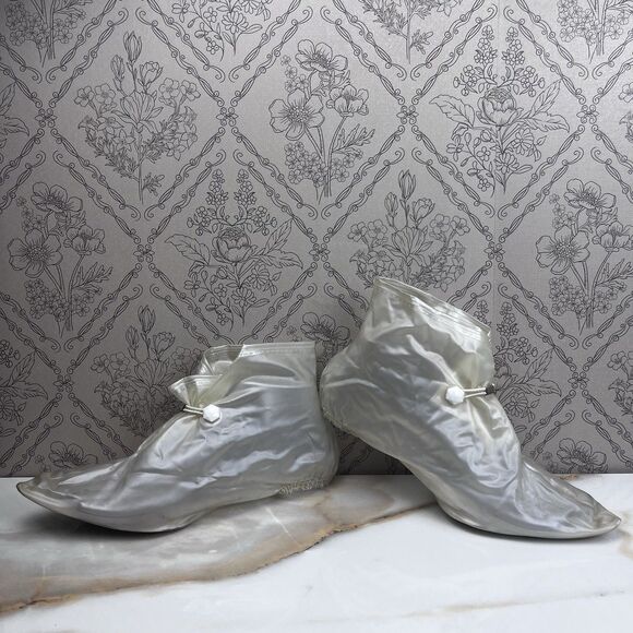 Unbranded Shoes - Vintage High Heels Rain Slip On Shoe Covers Pinup Retro Women's Rain Accessories